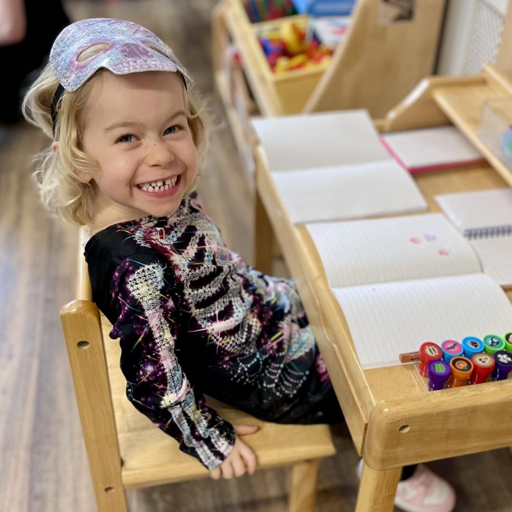 Home Shine A Light Day Nursery Oldham 574392633_1396279905834832_7565350650244555362_n